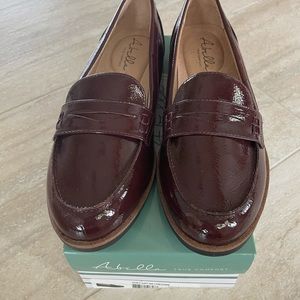 Abella Zoey, patent penny loafer. 8.5 M, New with box. Wine color. New $60.